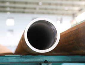 Stainless steel pipes and fittings